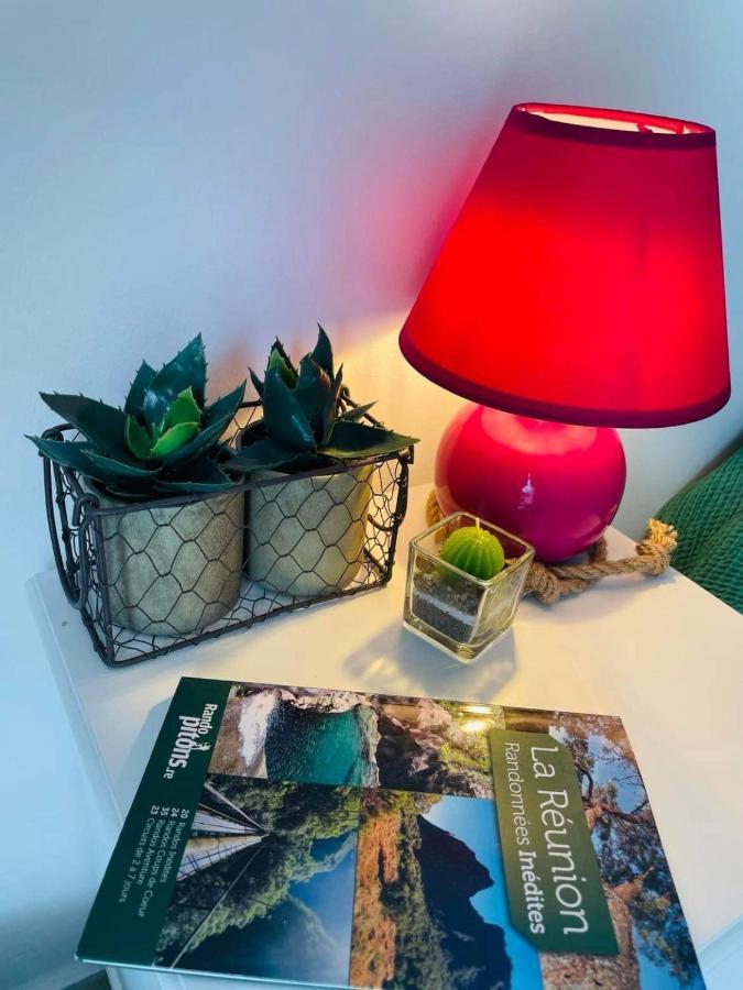 サン・タンドレ L'Est-Capade Bed & Breakfast エクステリア 写真